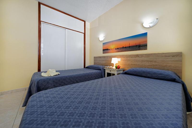 Apartamentos Strelitzias - image 21