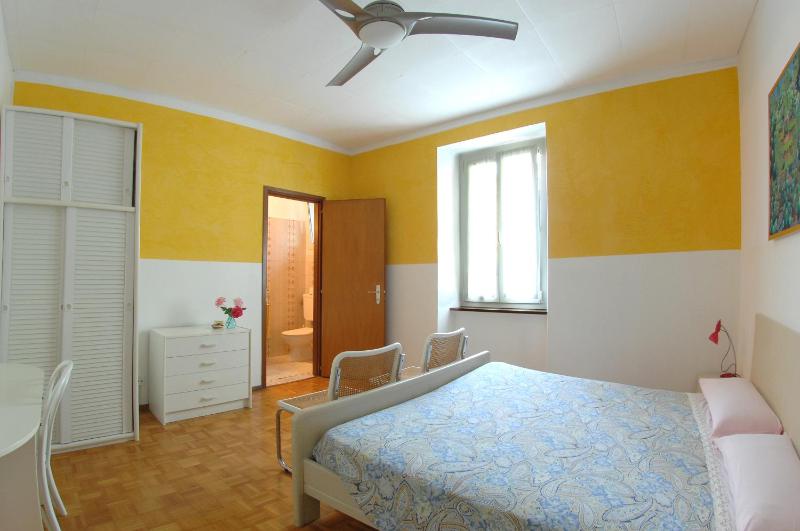 Double Room image 1