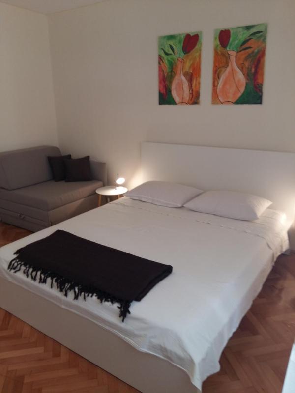 Apartment image 3