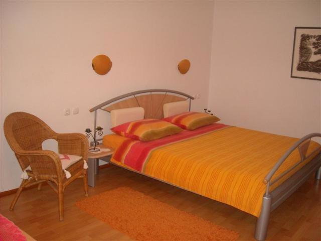 Studio apartment in Bol with sea view balcony air conditioning Wi-Fi (3417-3) - image 2