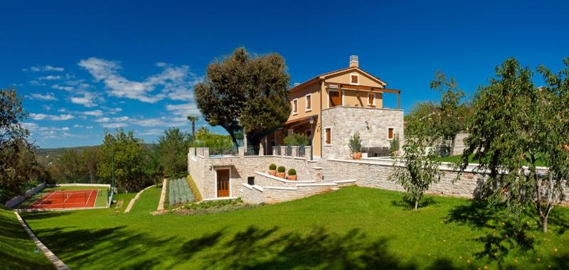 House Labin 688 - image 8