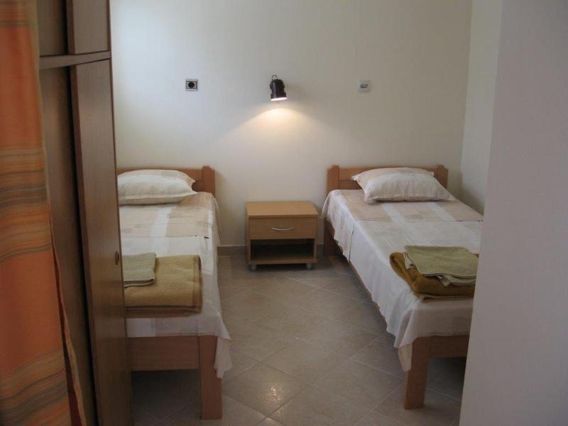 Apartment in Orebic with Seaview Terrace Air condition WIFI (4669-1) - image 18