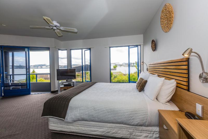 Clearwater Motor Lodge - image 32