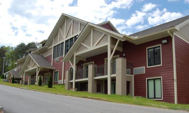 Vacation Lodge - image 40