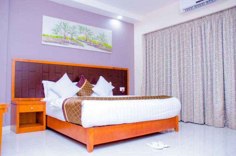 HOTEL PLATINUM - image 13