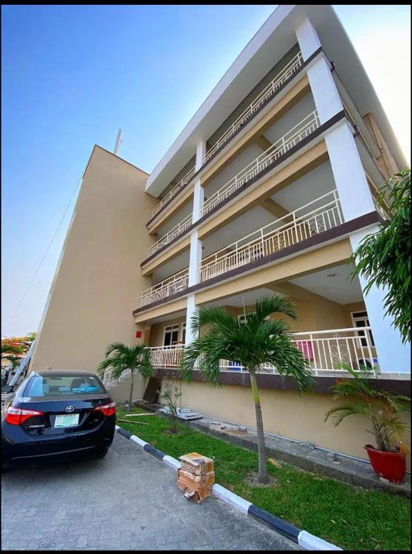 WATER VIEW 3 BEDROOM APARTMENT WITH JACUZZI PARKING WiFi NETFLIX POOL - image 5