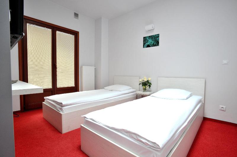 Hostel Promenada - image 12