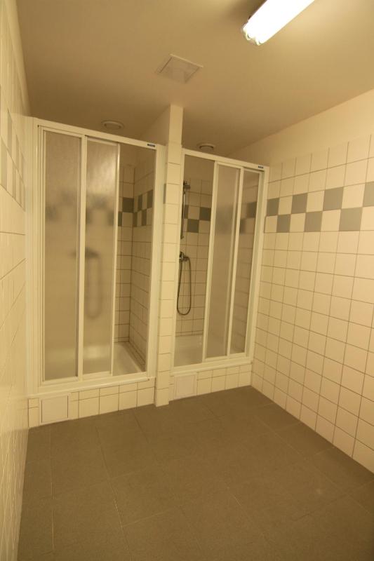 Quadruple Room with Shared Bathroom image 2