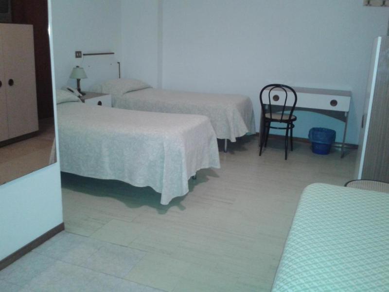 Triple Room image 4