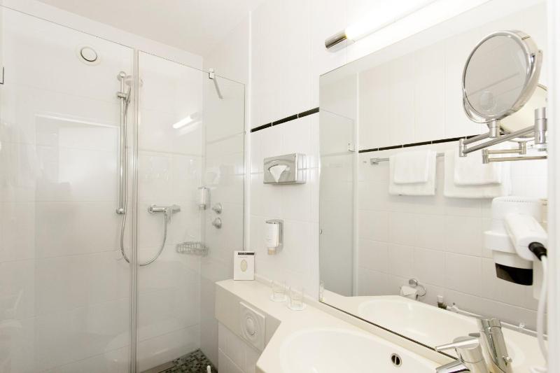 Hotel Scala Frankfurt City Centre - image 15