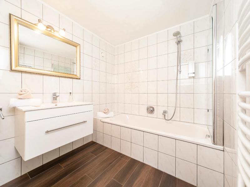 Triple Room image 2