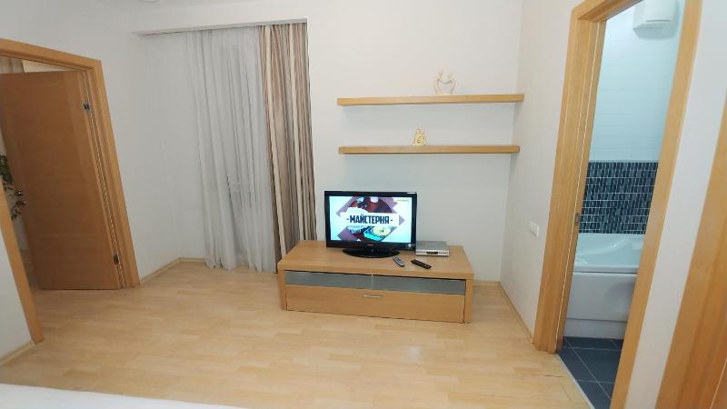 Apartment image 2