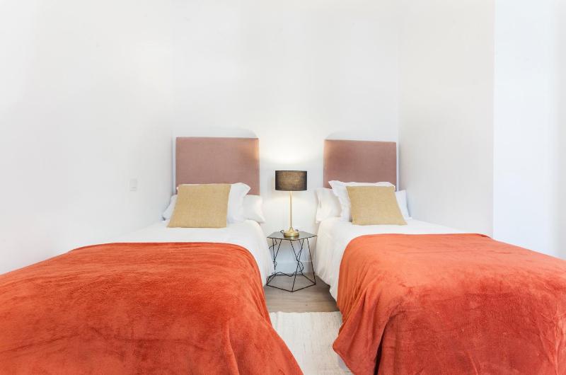 Two-Bedroom Apartment III image 4