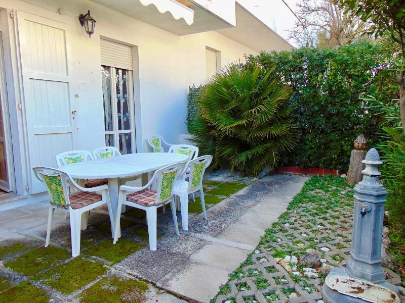 M282 - Marcelli trilocale con giardino a 100mt dal mare - image 2