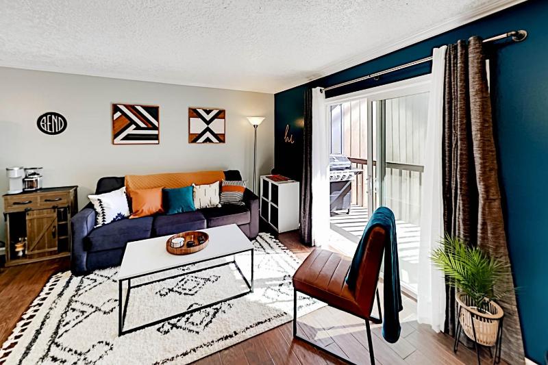 One-Bedroom Apartment image 1