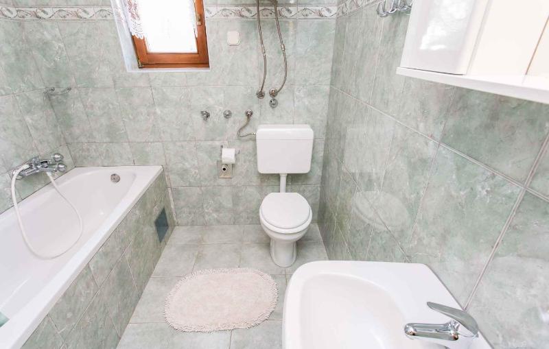 Apartment in Silo - Insel Krk 13497 - image 12