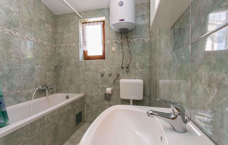Apartment in Silo - Insel Krk 13497 - image 11