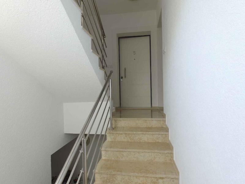 Apartment 1 image 1