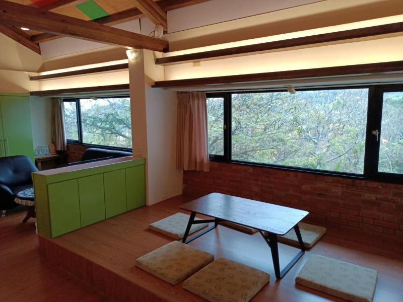 Pear Story House - image 40