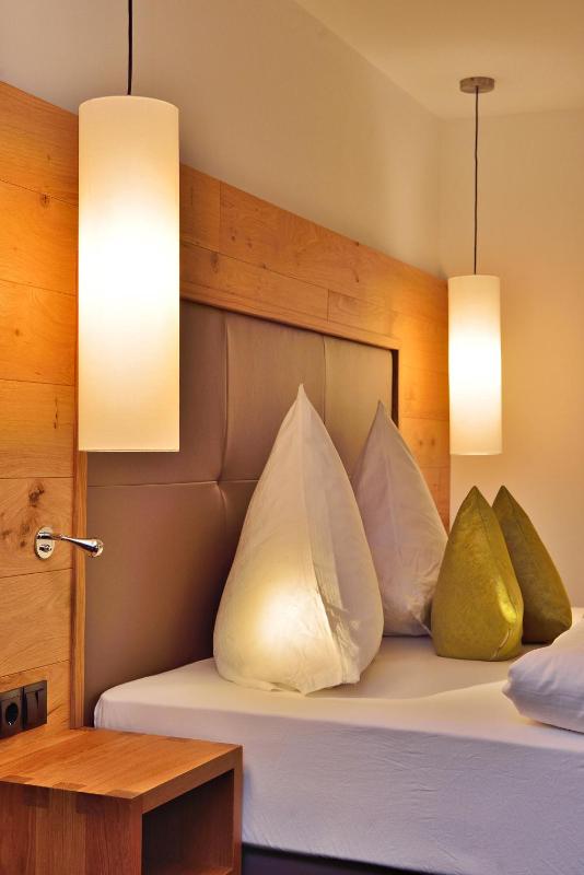 Double Room image 4