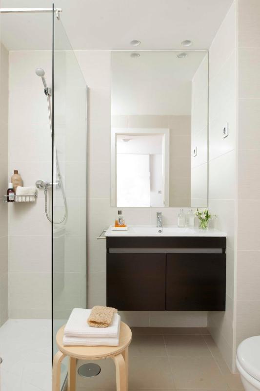 Four-Bedroom Apartment (1-9 Adults) image 2