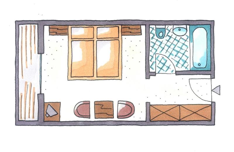 Standard Double Room with Balcony image 3