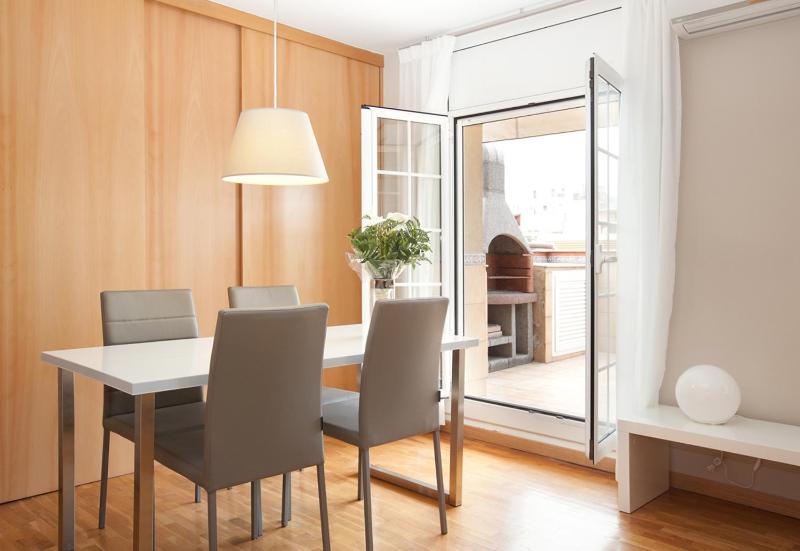 LetsGo Sagrada Familia Penthouse - image 3