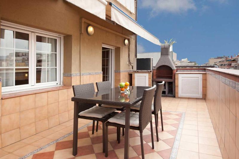 LetsGo Sagrada Familia Penthouse - image 7