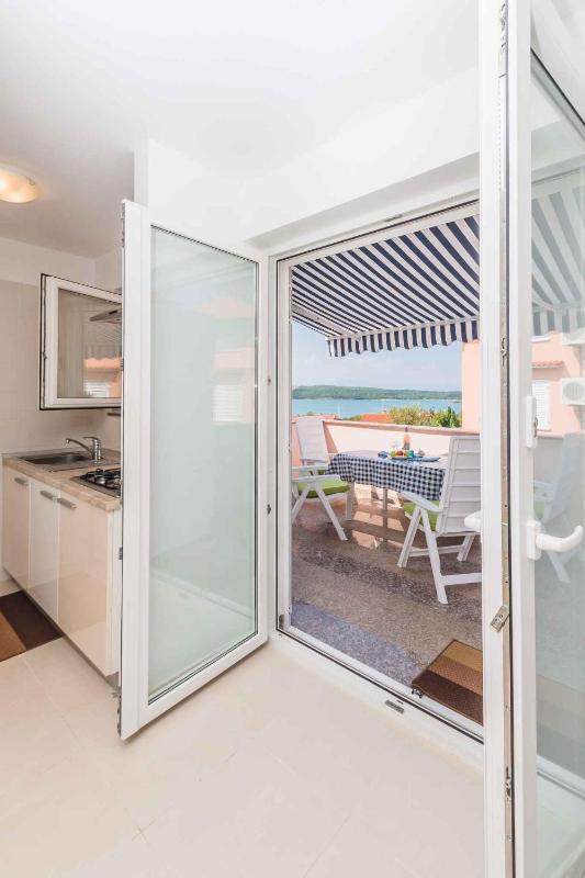 Apartment in Klimno - Insel Krk 13575 - image 2