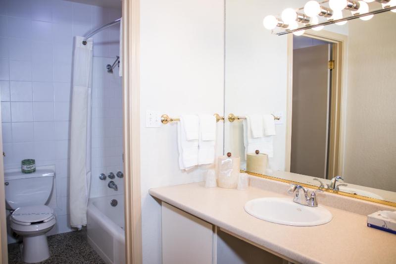 King or Twin Room image 2