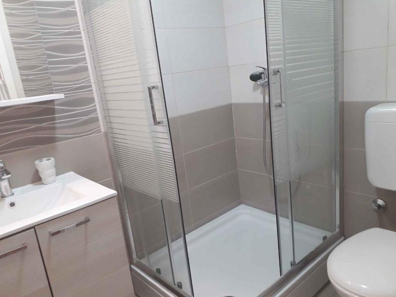 Apartment in Lopar with Two-Bedrooms 2 - image 3