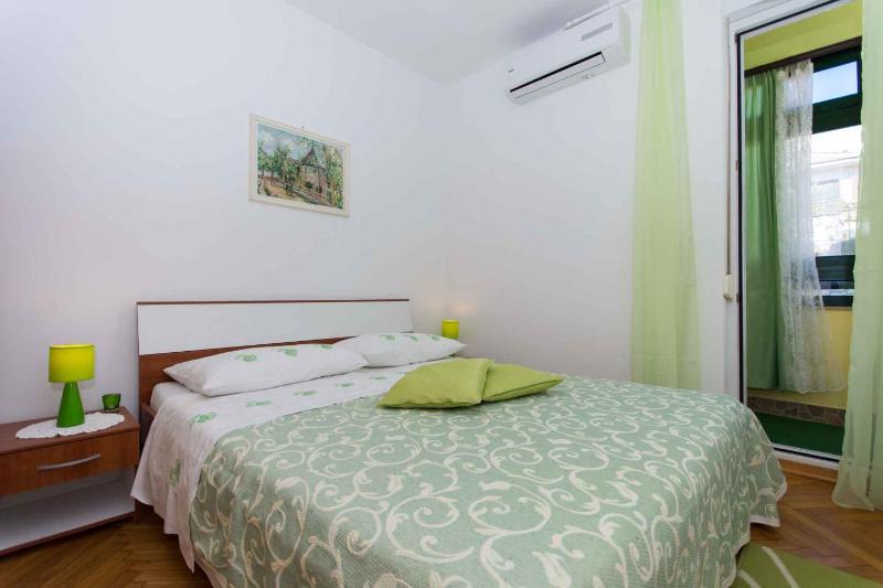 Apartment 1 image 2