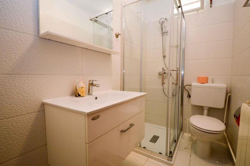 Apartment image 3
