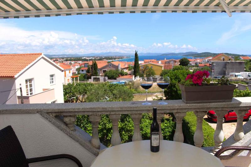 Apartment in Vodice 7702 - image 1