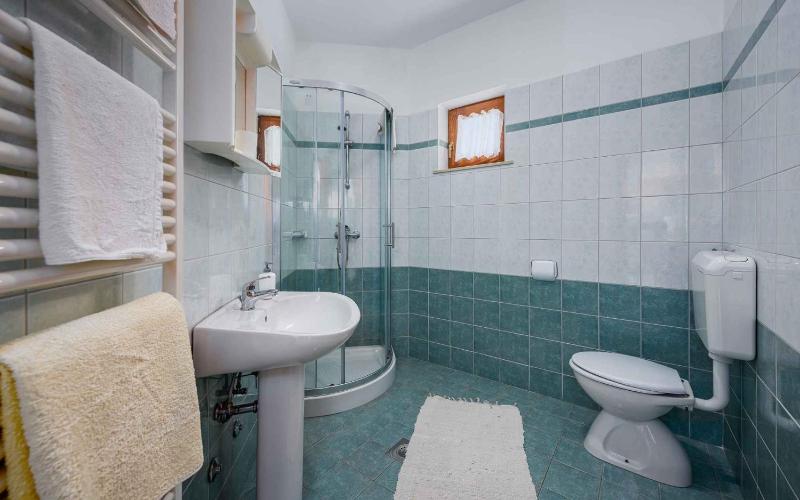 Apartment image 3