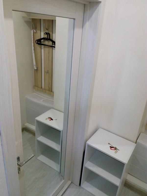 One-Bedroom Apartment image 3