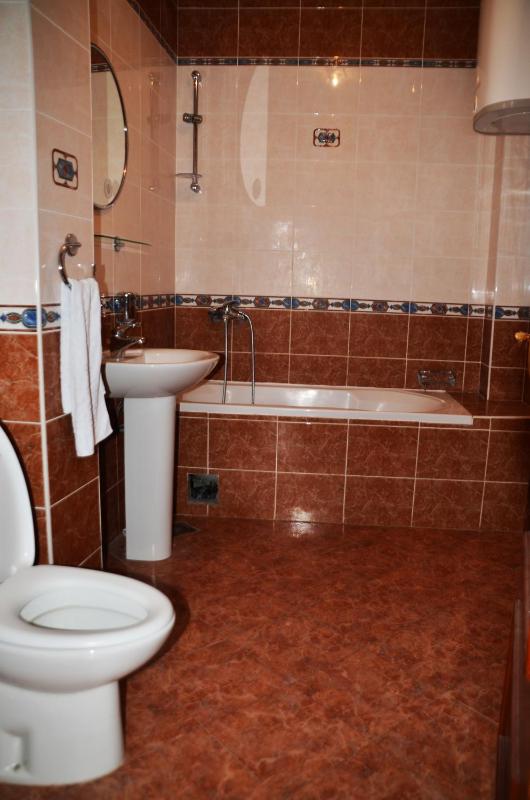 Apartment with Balcony and Sea View image 3