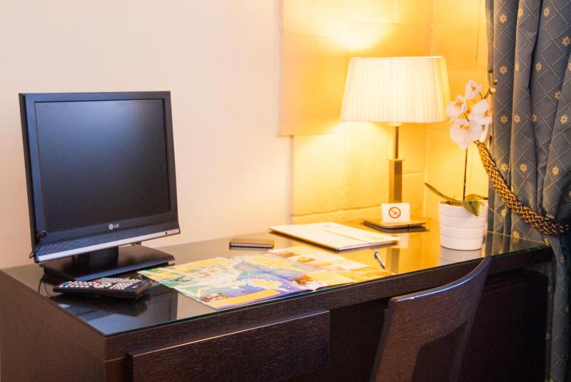 Triple Room image 1