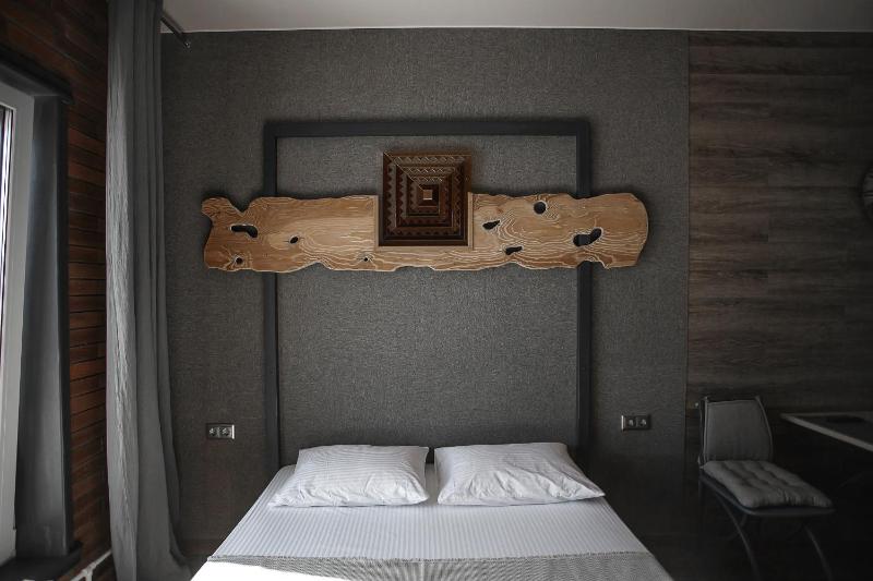 Studio Apartment image 3