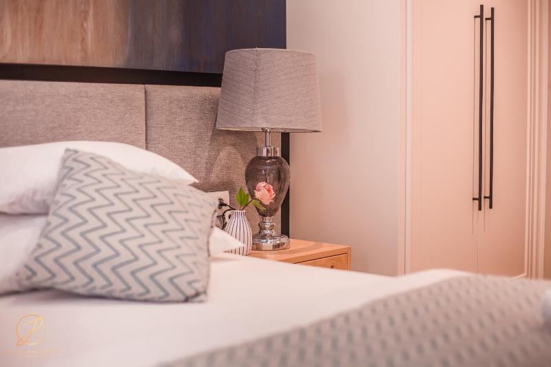 Deluxe Double Room with Sea View image 3