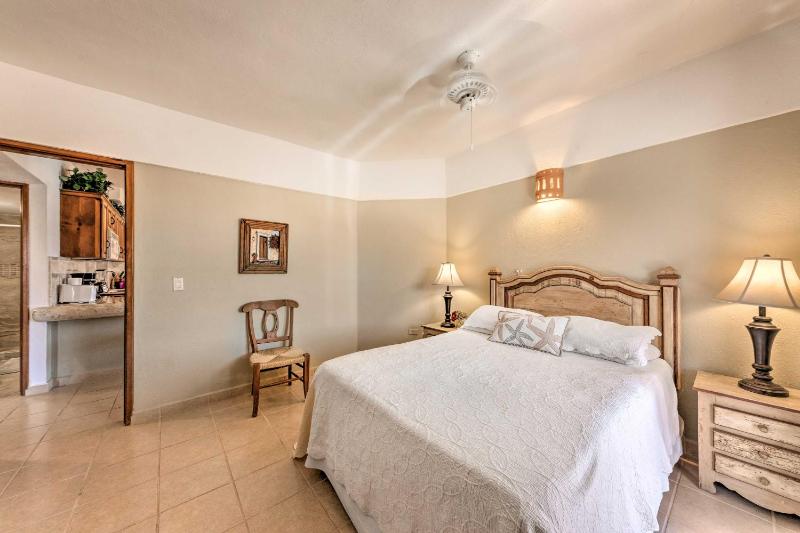 Condo in Plaza Nautica < 1 Mile to The Arch! - image 8