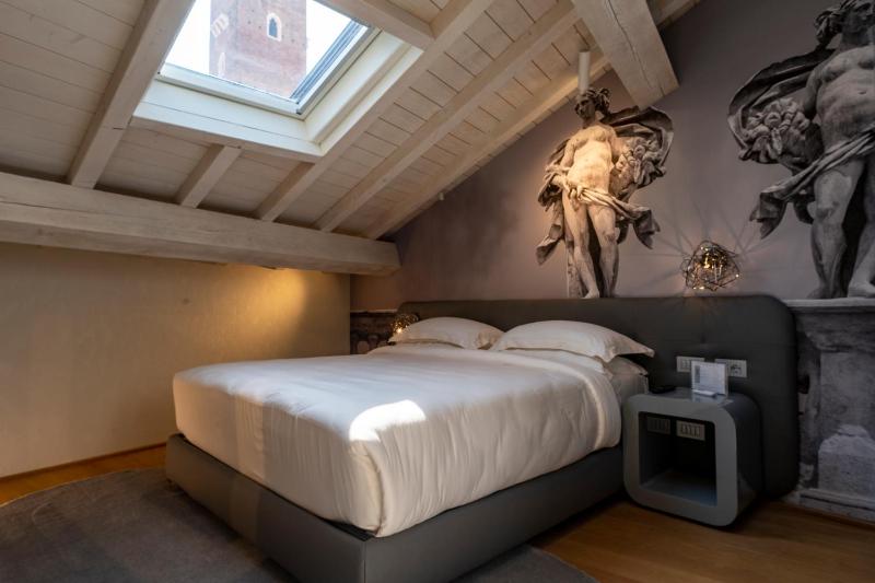 Penthouse Apartment image 4