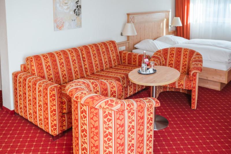 Junior Suite image 2