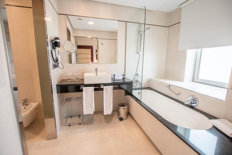 Double or Twin Room (New Years Eve Package) image 2