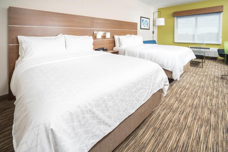 Suite with Two Beds - Non-Smoking image 2