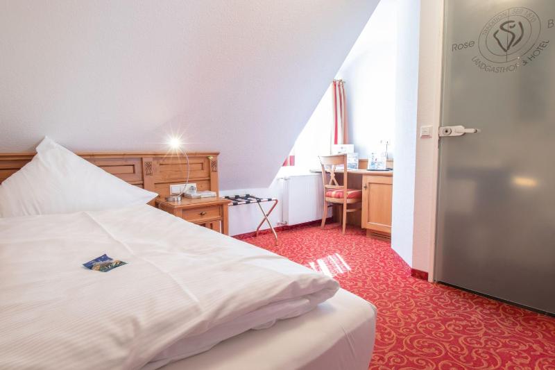 Single Room image 4