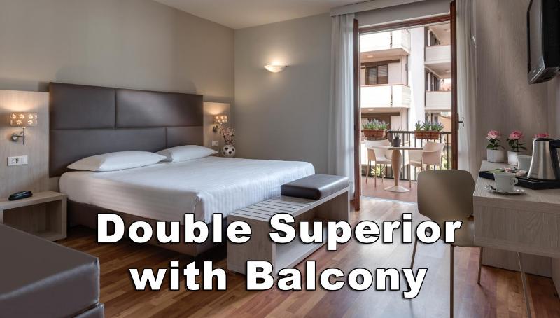 Superior Double Room with Balcony image 1