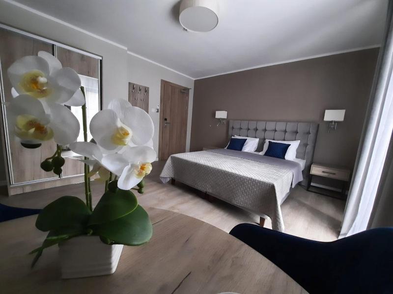 Standard Double Room image 4