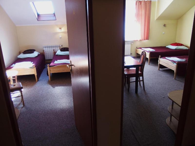 Studio Apartment (5 adults) image 3