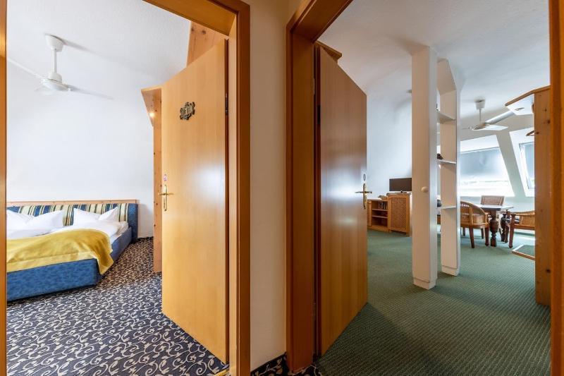 Double Room image 2